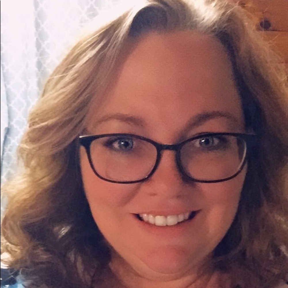 Meet your Posher, Gennie